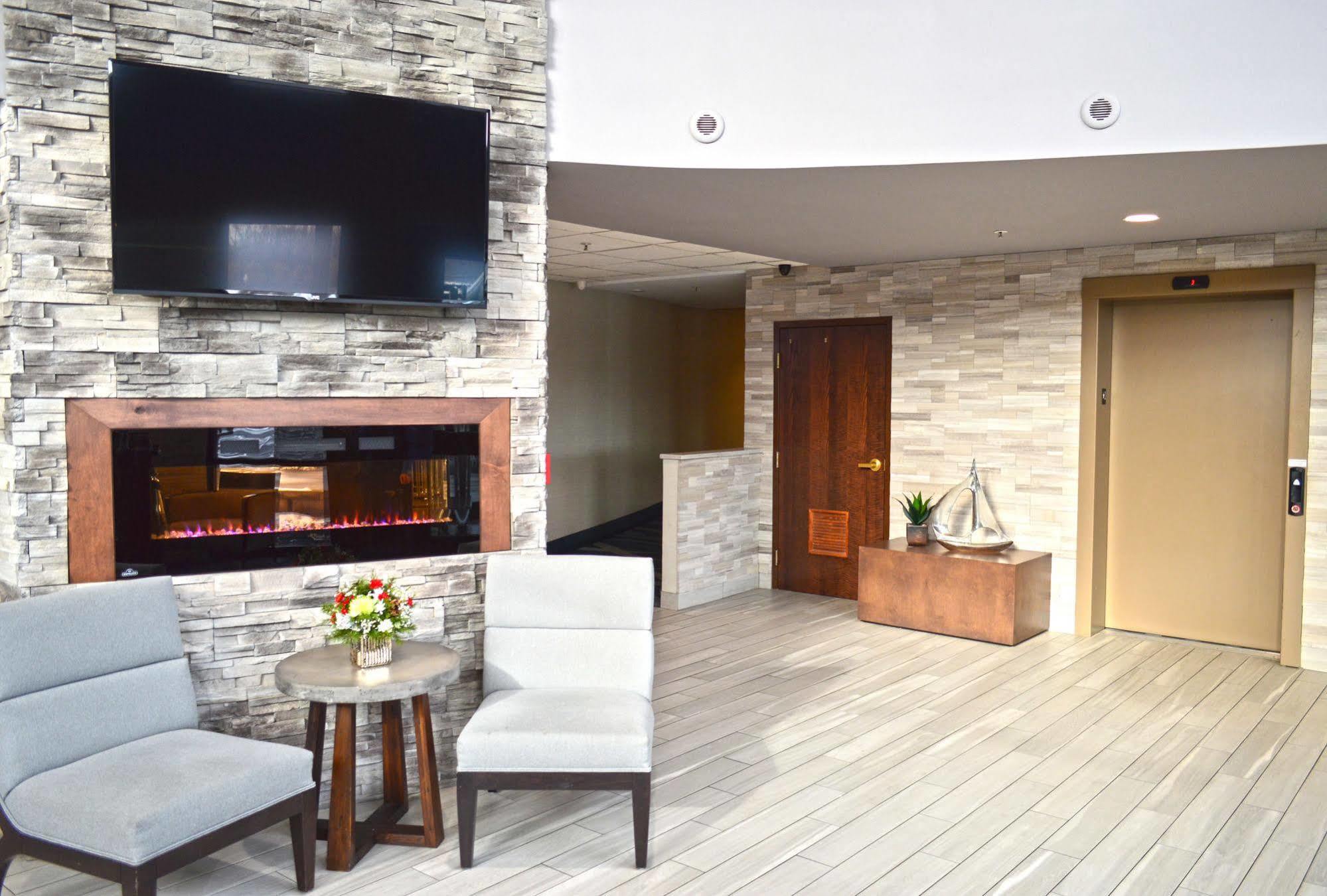 Holiday Inn & Suites Syracuse Airport - Liverpool By Ihg Exterior foto